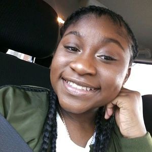 Meet your Posher, Moriah